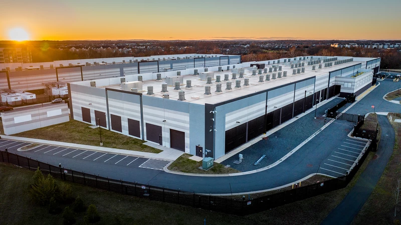 Amazon anuncia en pleno #MWC26 más data centers, inversiones y una fábrica de servidores en el hug AWS de Aragón